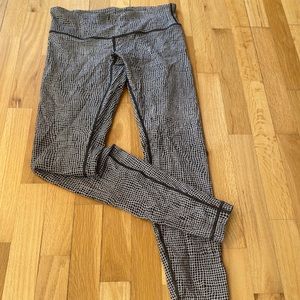 Lululemon leggings